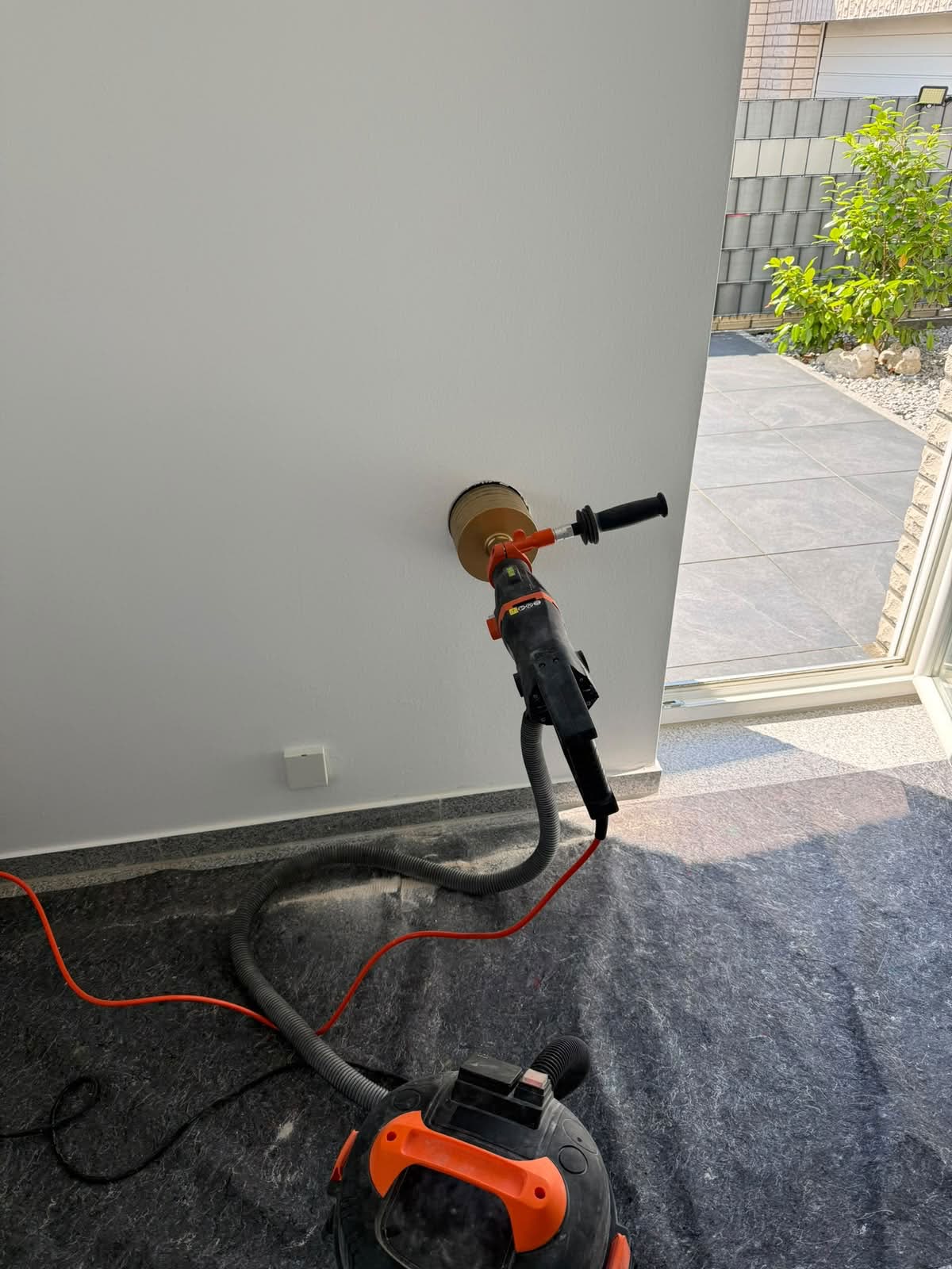 Handgeführte Kernbohrung